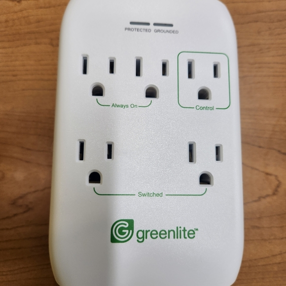 NEW! - Greenlite 5 Outlet Advanced Power Strip Tier 1 - Save Money and Protect! - Picture 4 of 5